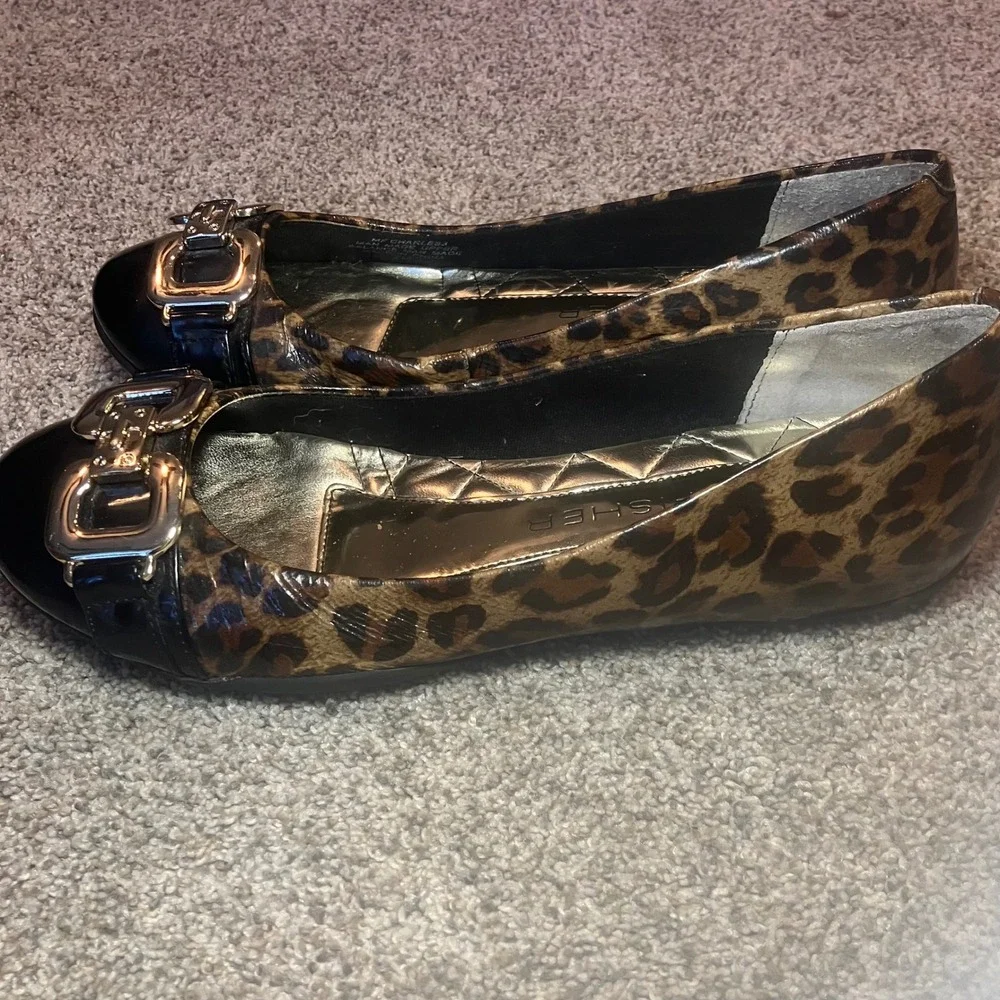 Marc Fisher‎ Charles3 Leopard Print Ballet Flats Gold Buckle Black Toe Womens 7M